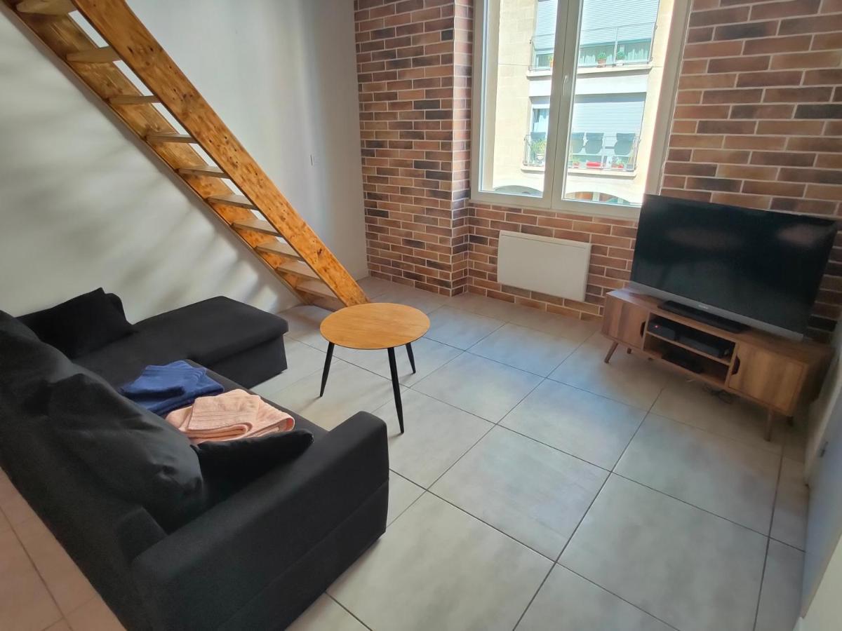 Joli Apparemment Type Loft Apartment Cavaillon Bagian luar foto